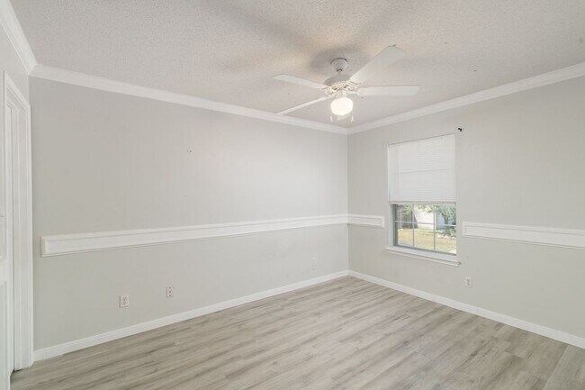 Foto del edificio - 3425 Ozark Ave