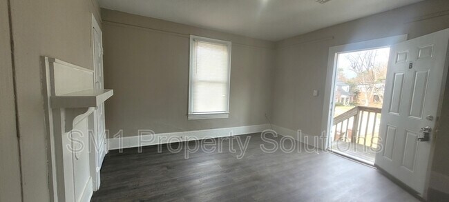 Foto del edificio - 501 Richardson Ave