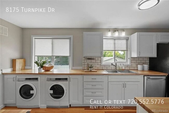 Building Photo - 8175 Turnpike Dr