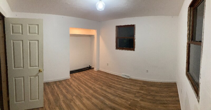 Primary Photo - 2085 Cedar St