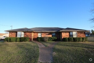Building Photo - 20169-20171 Ridgerock Dr