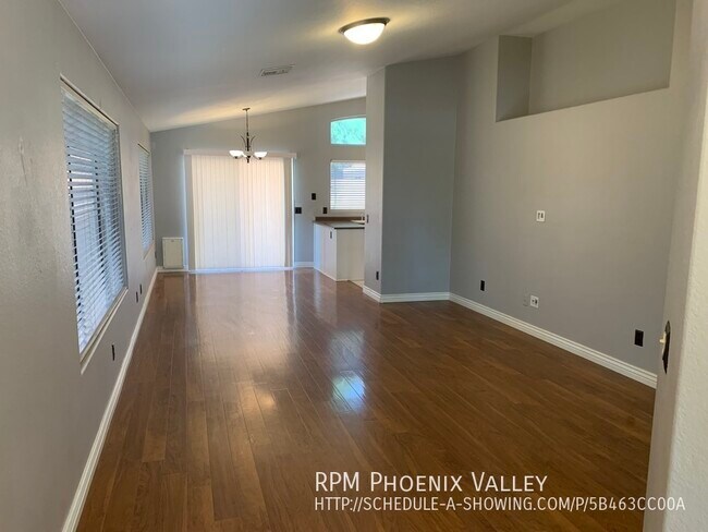 Building Photo - N. Phx Single Story 3/2 **NO** Carpet!
