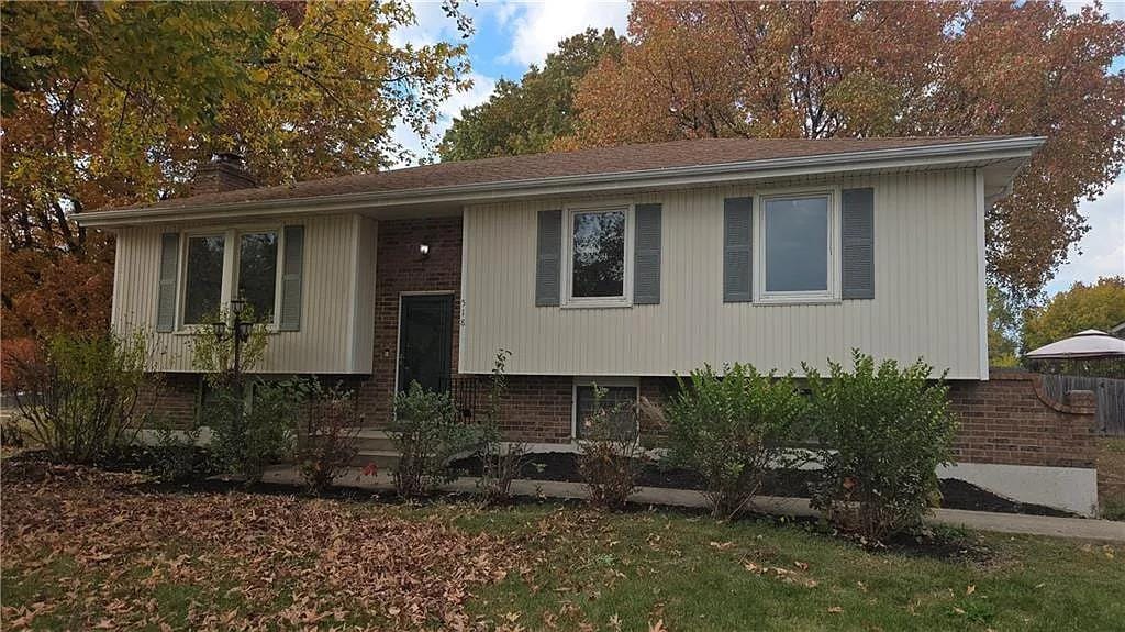 Foto principal - 518 SE Timbercreek Ln