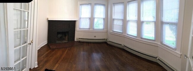 Building Photo - 29 Personette St