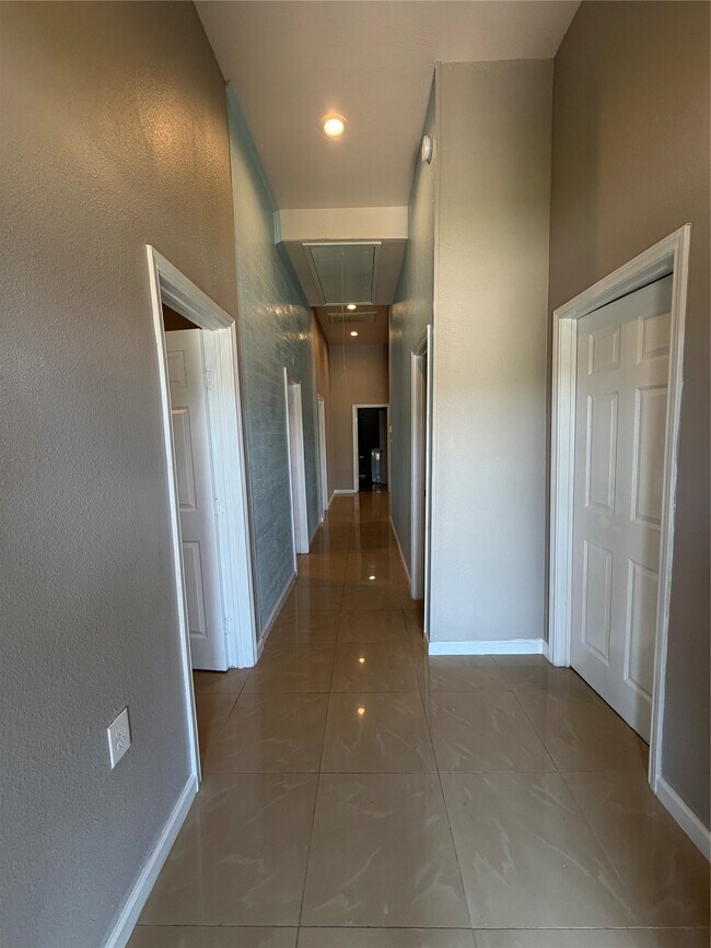 Foto del edificio - 1213 30th St