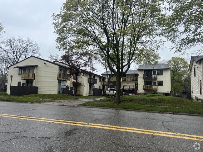 Building Photo - Flint East Village Apartments