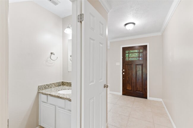 Foto del edificio - 11410 Meadowchase Dr