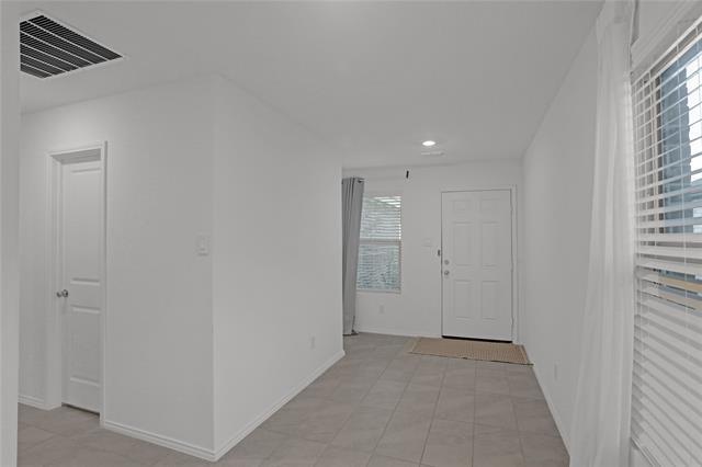 Foto del edificio - 14048 Earlham St