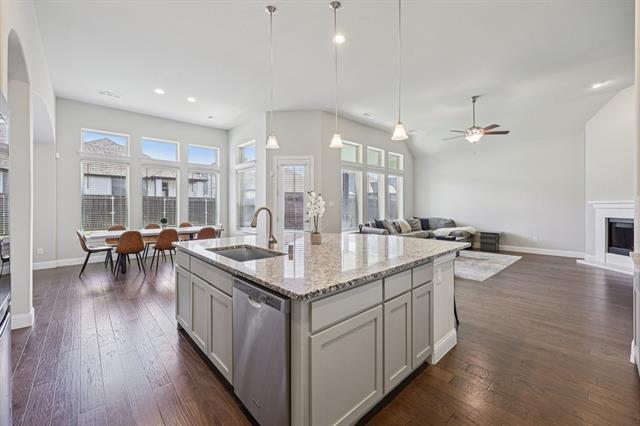 Foto del edificio - 1656 Pegasus Dr