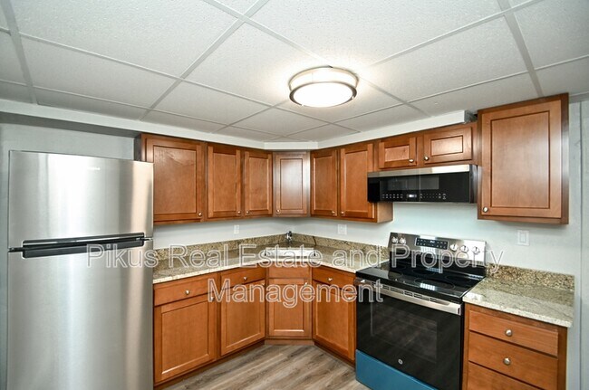 Foto del edificio - 12544 Osborne Ave NE