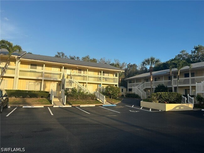 Foto del edificio - 4621 Bayshore Dr