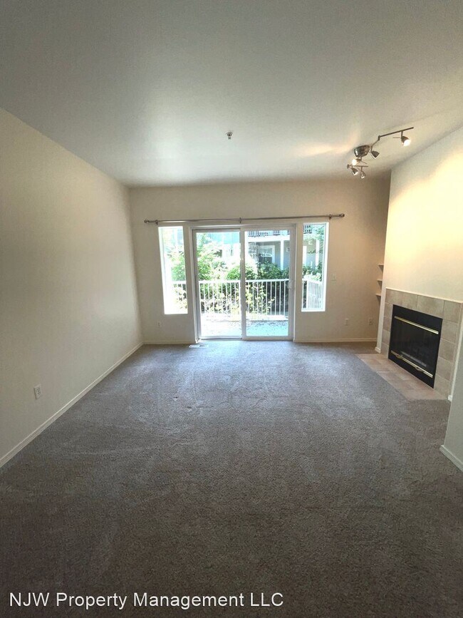 Foto del edificio - 2 br, 2.5 bath House - 14174 SW Barrows Rd #2