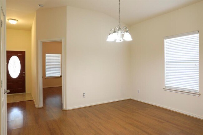 Building Photo - 23710 N Newport Bend