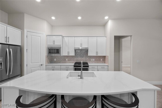 Building Photo - 2754 Aviamar Cir