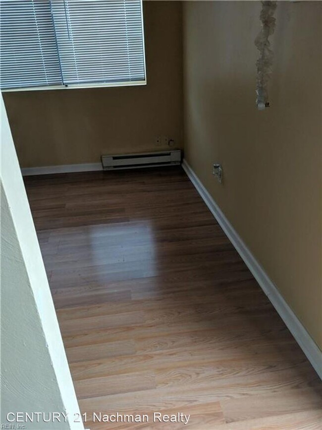 Building Photo - 2 br, 1 bath House - 1133 Commerce Avenue