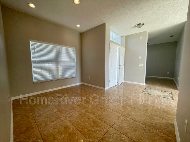 Foto del edificio - 420 Marlberry Leaf Ct