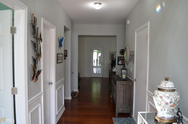 Building Photo - 1285 Rockbass Rd