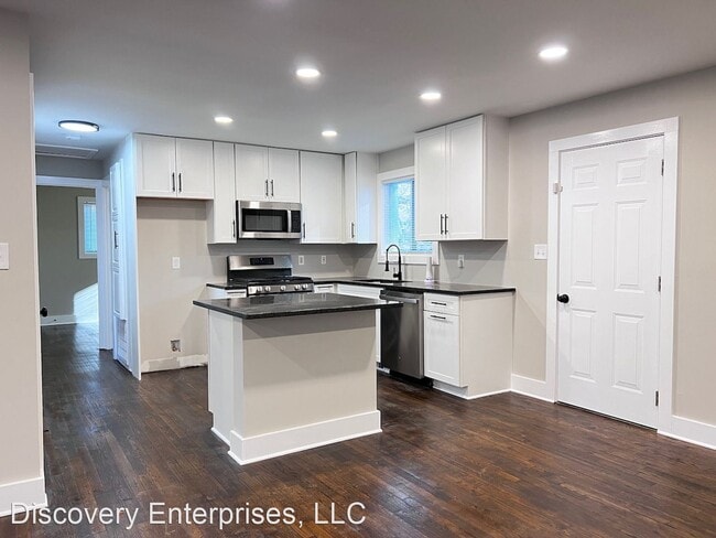 Building Photo - 3 br, 1 bath House - 2268 Polar Rock PL SW