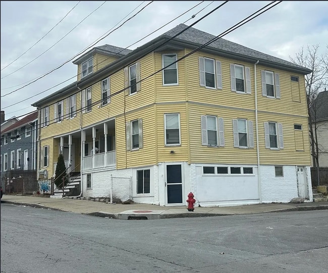 Building Photo - 23-25 Austin St