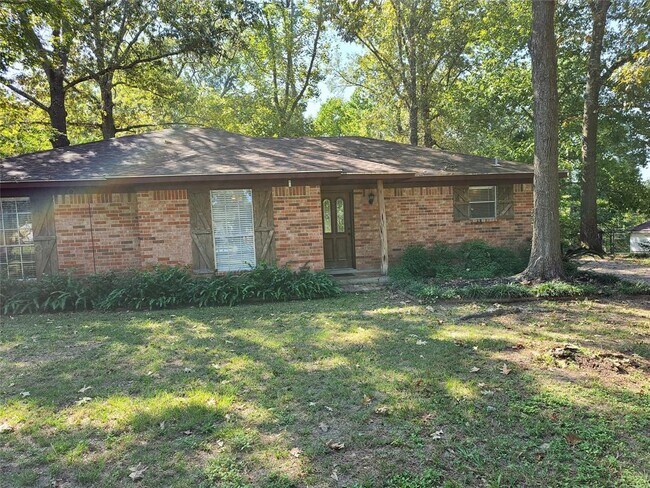 Foto del edificio - 13690 Calhoun Rd