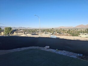 Building Photo - 415 N 13th St