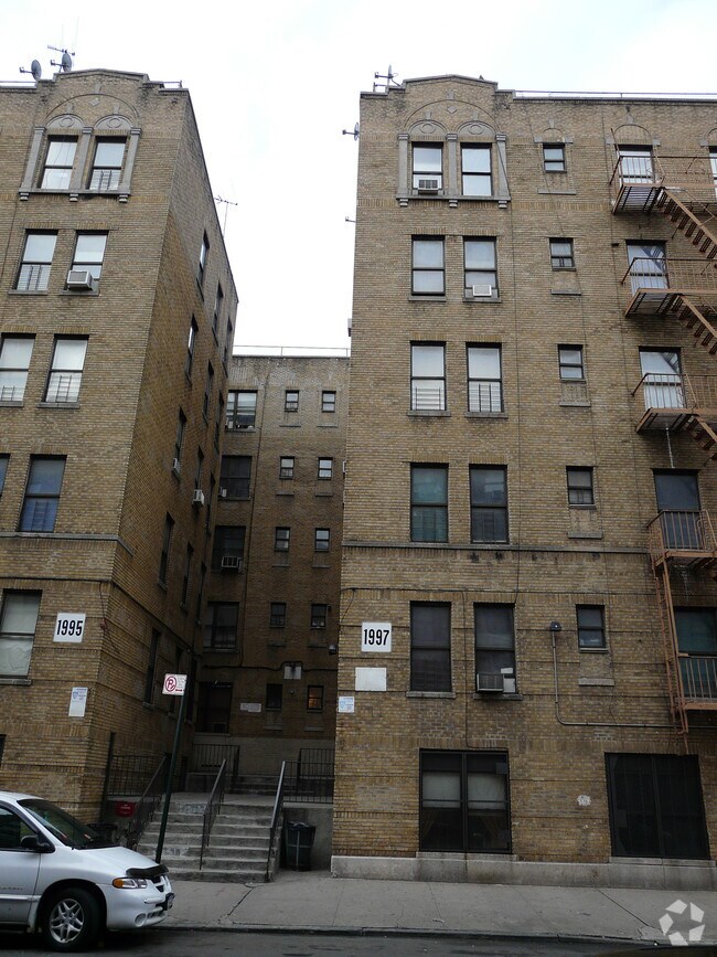 1995 Davidson Ave Bronx, NY 10453 Rentals Bronx, NY