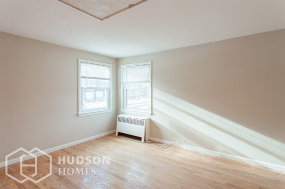 Building Photo - 1643 Van Hoesen Rd