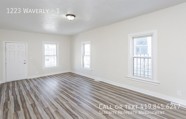 Building Photo - 1223 Waverly-1