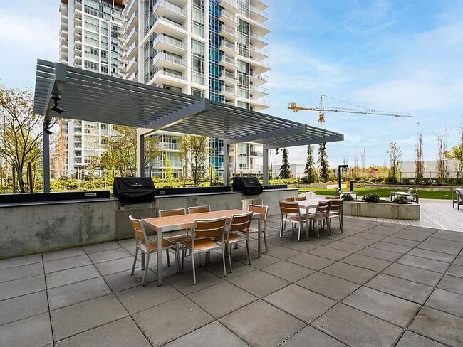 Photo du bâtiment - 2288 Alpha Av