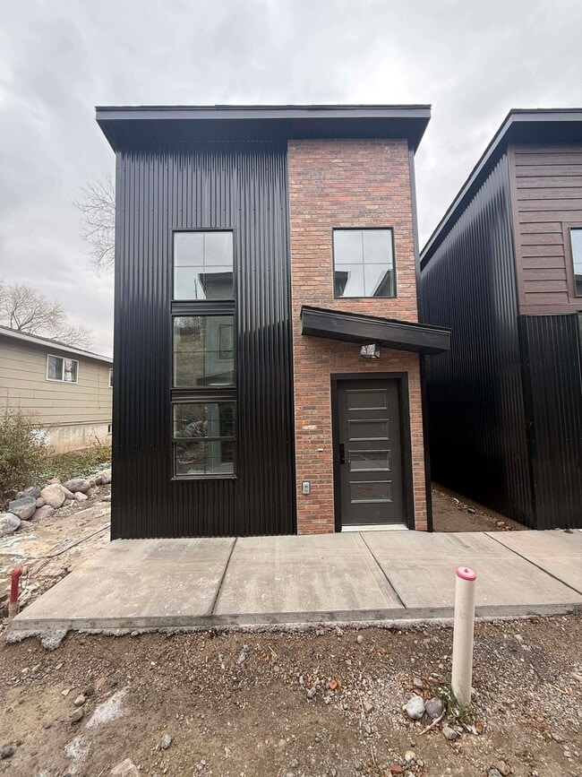 Foto del edificio - Steel Hollow Cottage Community