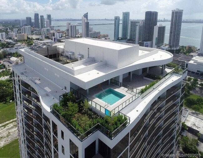 Foto del edificio - 1600 NE 1st Ave