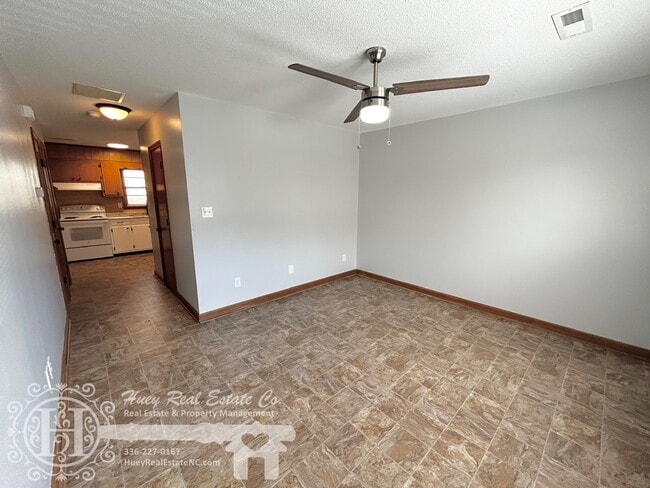 Foto del edificio - 296 7th St