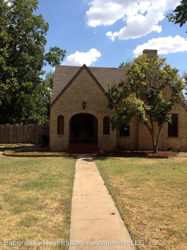Primary Photo - 2 br, 1 bath House - 534 E. Boyd