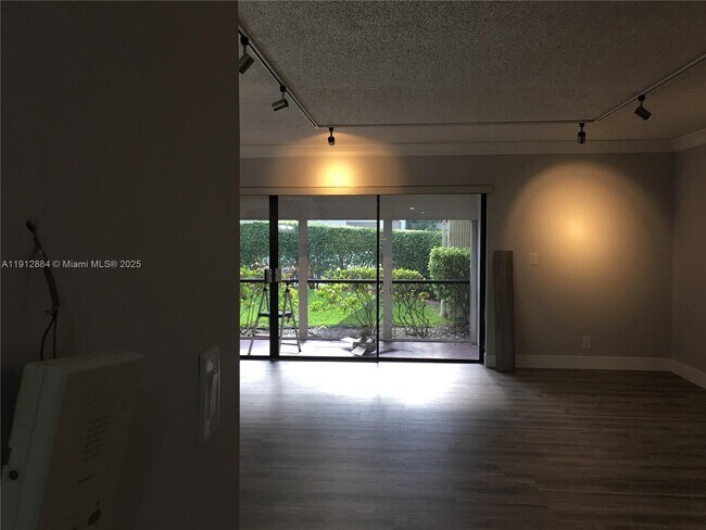 Foto del edificio - 22085 Cocoa Palm Way