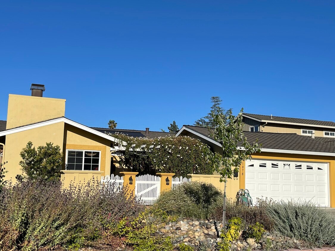 1078 Robbia Dr, Sunnyvale, CA 94087 House Rental in Sunnyvale, CA