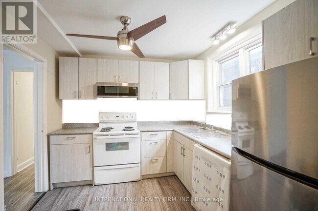 Photo du bâtiment - 295 Indian Grove