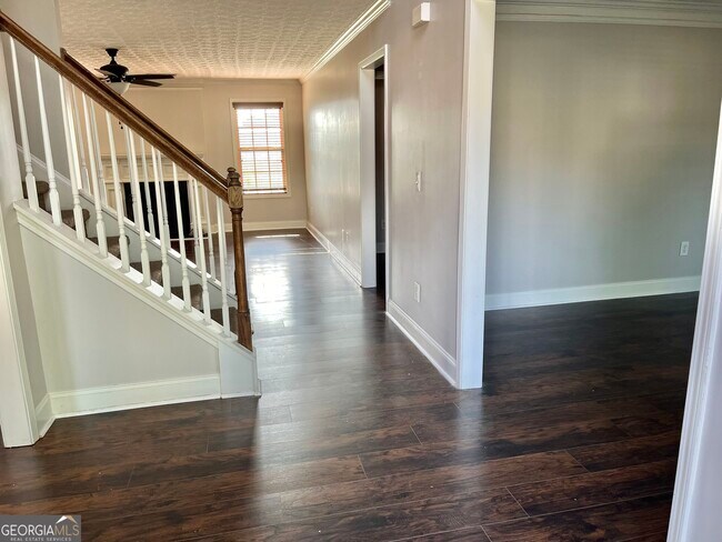 Foto del edificio - 1154 Folkstone Dr