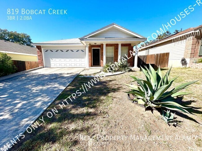 Building Photo - AVAILABLE NOW! 3 Bedroom / 2 Bath Home Nea...