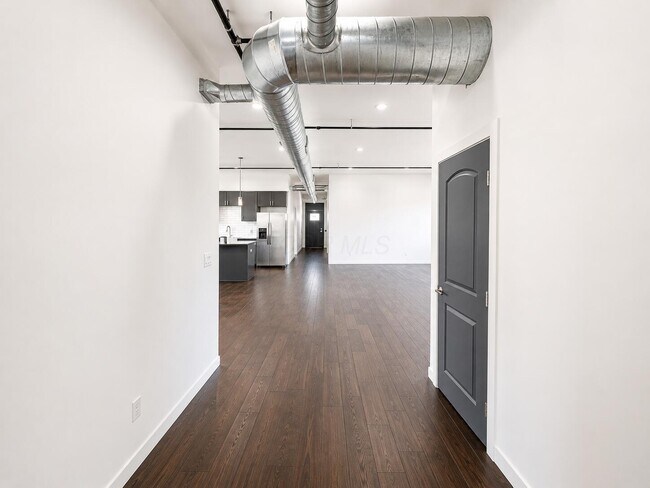 Foto del edificio - 27 Wilson Ave
