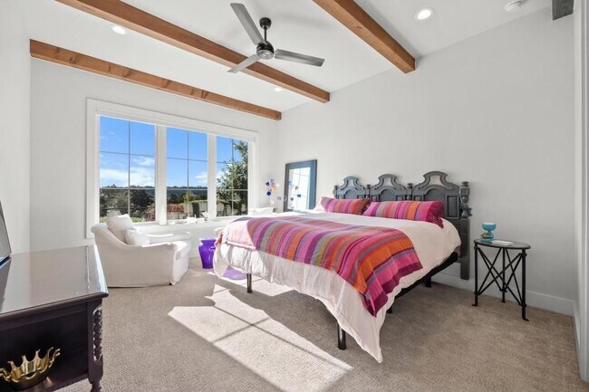 Foto del edificio - 19601 Flying J Blvd