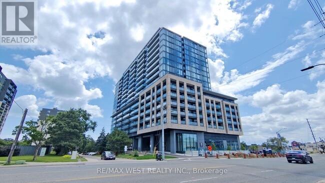 Building Photo - 86-1186 Dundas St E