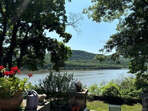 Building Photo - 27 Webb Ln