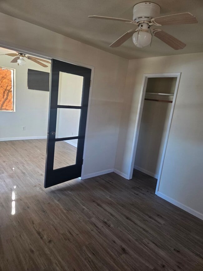 Foto del edificio - Charming little home in Town