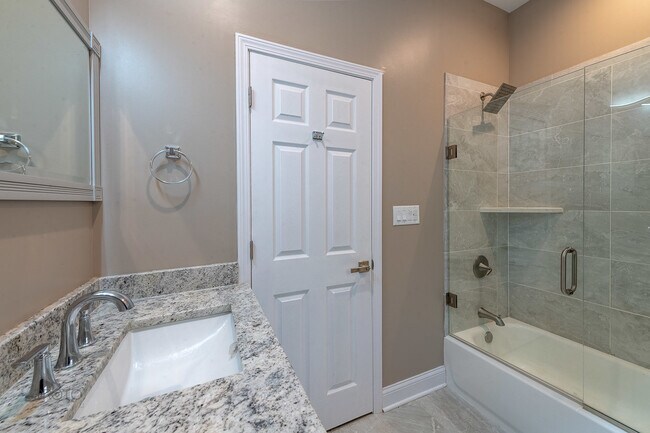 Foto del edificio - 35 N Mayfield Ave