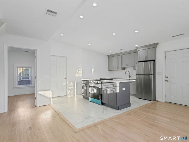 Foto del edificio - 27 5th St