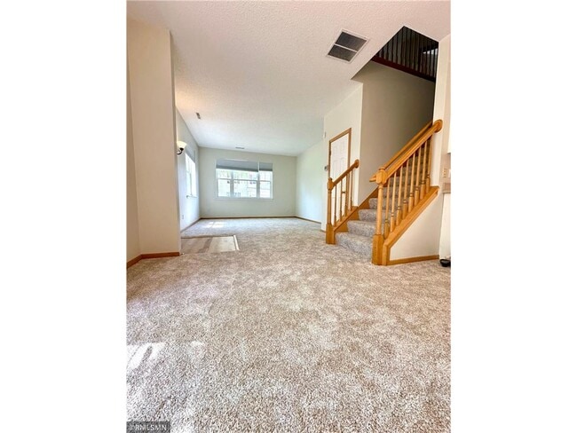 Building Photo - 742 Princeton Ave