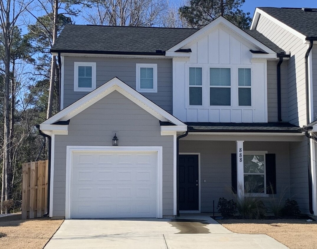 Primary Photo - Like New Townhome