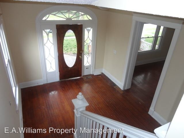 Foto del edificio - 4 br, 4 bath House - 8 W. Lancaster Rd