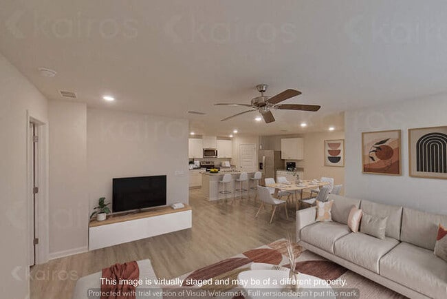 Foto del edificio - 393 Monarch Ln