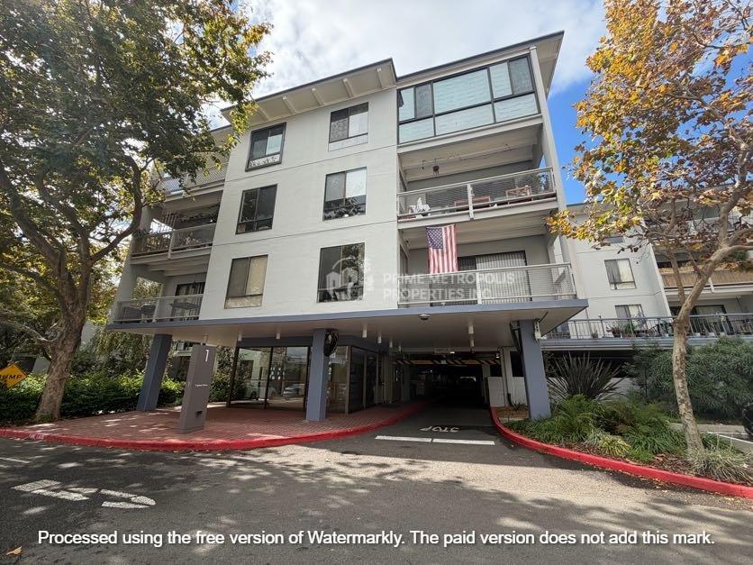 Foto principal - 2 bedroom in Emeryville CA 94608